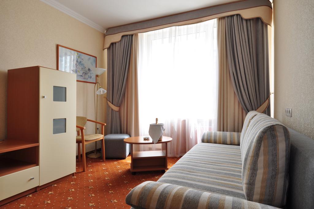 Hotel Yubileiny Minsk Luaran gambar
