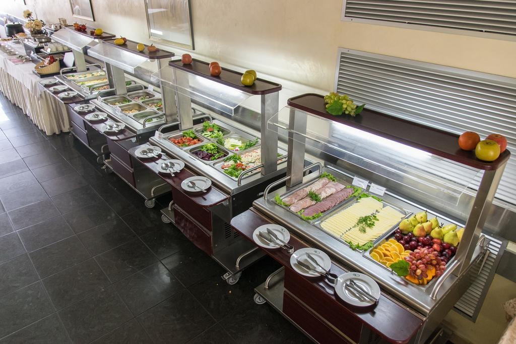 Hotel Yubileiny Minsk Luaran gambar