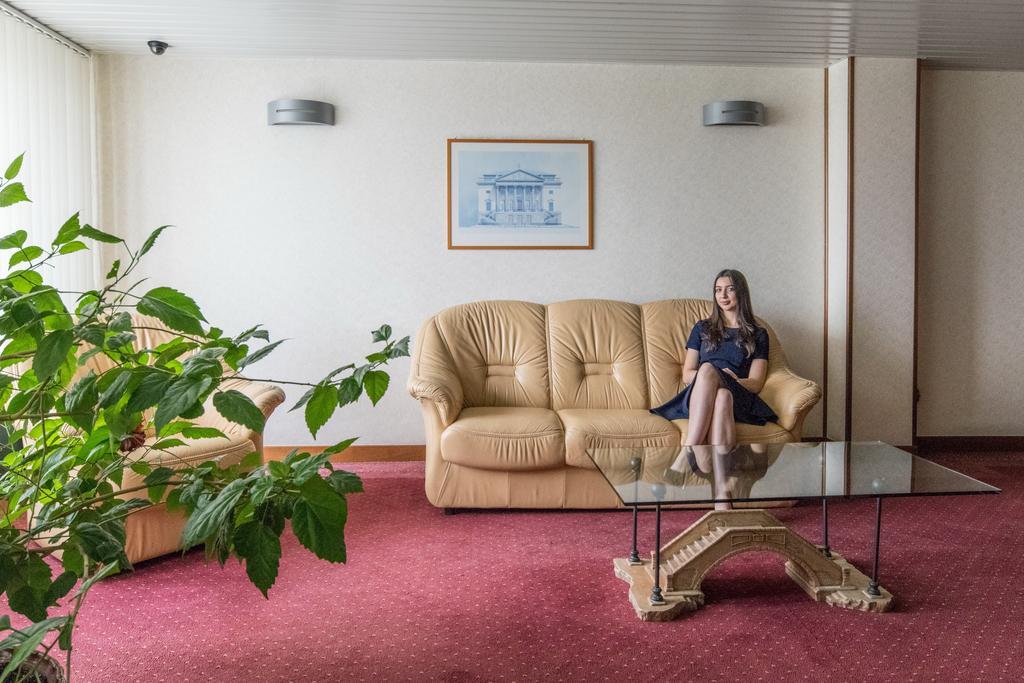 Hotel Yubileiny Minsk Luaran gambar