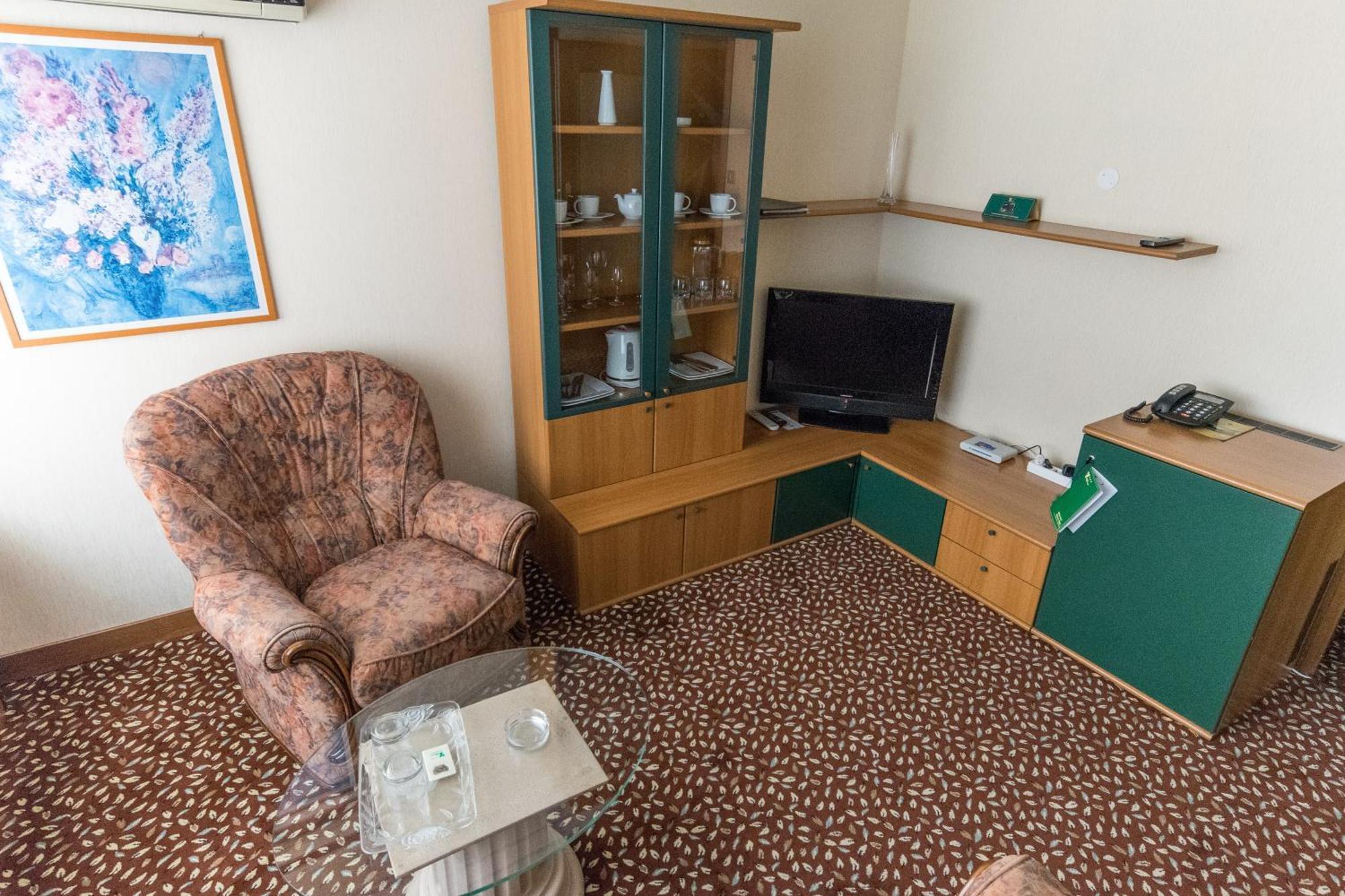 Hotel Yubileiny Minsk Luaran gambar